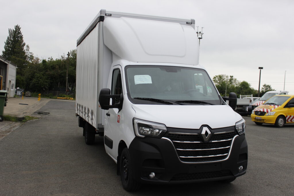 Caisse bâchée Master