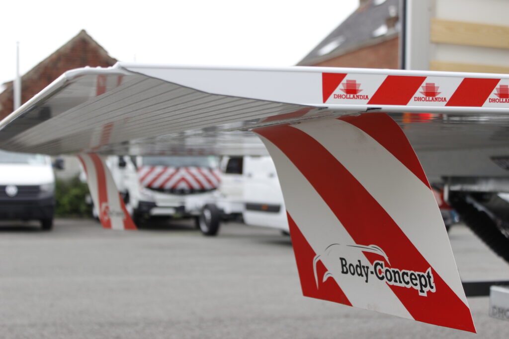 Caisse bâchée Master