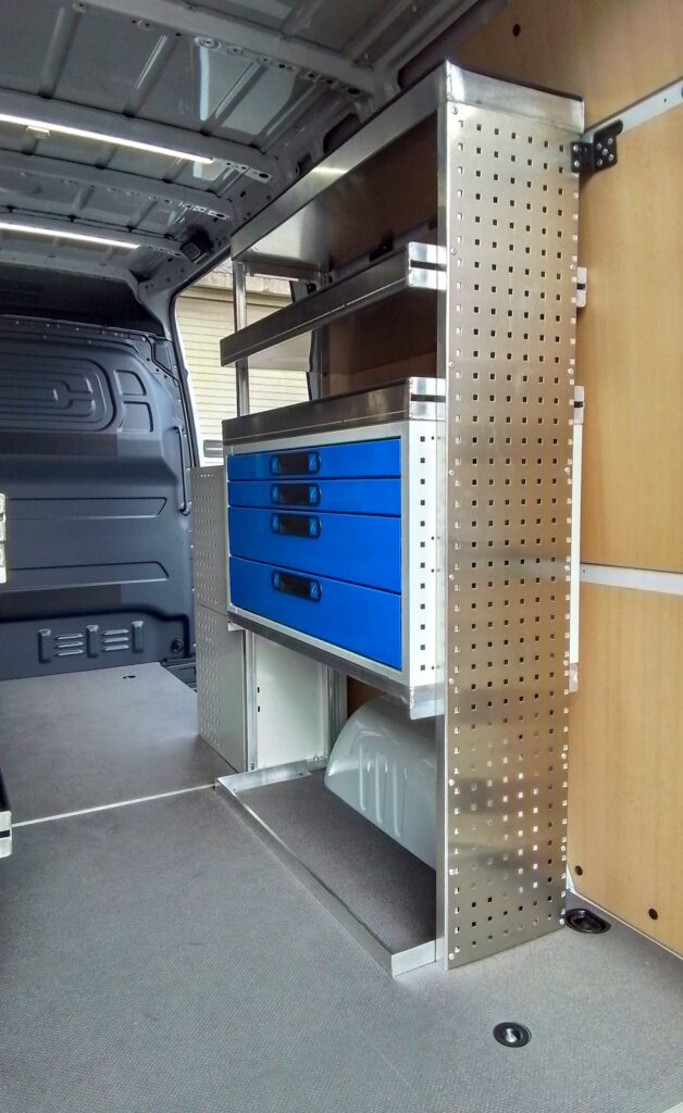Blocs de tiroirs pour outillage dans Mercedes Sprinter
