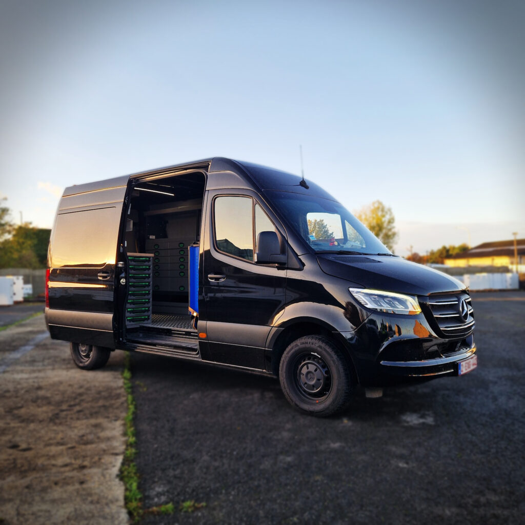 Mercedes Sprinter aménagé pour atelier mobile